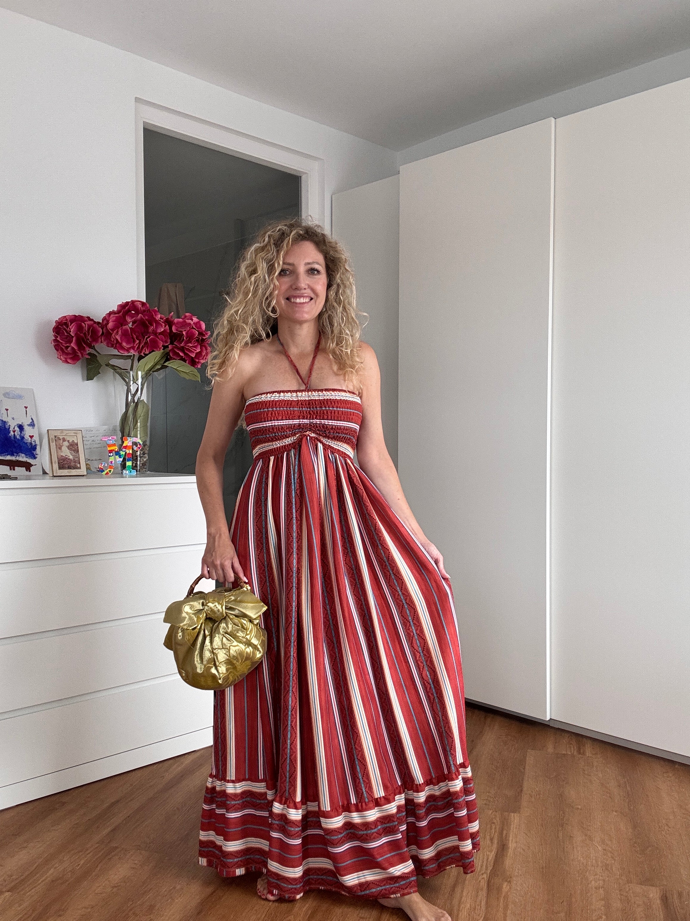 Vestido palabra de honor rayas